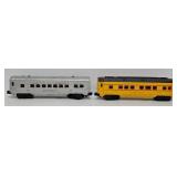 Train - (2) Lionel O-gauge Passenger Cars