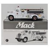 1st Gear 1:34 Die Cast Texaco Mack Fire Truck