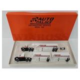 Winross Auto Palace Tractor Trailer Gift Set