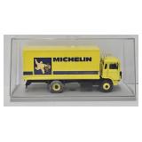 CEF Replex 1:50 Die Cast  Mack Michelen Truck