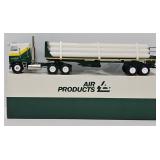 Conrad 1:50 Air Products Die Cast Freightliner