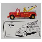 1st Gear 1:34 Die Cast Shell Tow Truck (MIB)