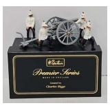 Britains #8918 Die Cast 13 PDR. w/4 Man Detachment