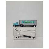 1st Gear 1:34 Die Cast Navajo Tractor Trailer