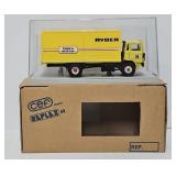 CEF Replex 1:50 Die Cast  Mack Ryder Truck