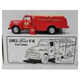 1st Gear 1:34 Die Cast D-X Motor Fuel Tanker