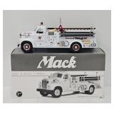 1st Gear 1:34 Texaco Fire Chief Mack Fire Pumper