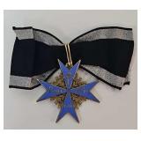 Military - WWII German Blue Max Medal