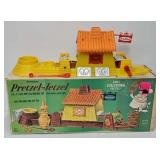 Transogram Pretzel-Jetzel w/OB