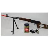 AR Style Airsoft Rifle w/Magazine, Ammo & Charger