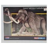 1987 Monogram #6075 Giant Woolly Mammoth Model