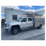 2015 GMC 3500 HD 4X4 Diesel Pick Up Truck