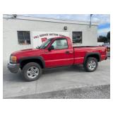 2004 GMC Sierra 4X4 Pick Up Truck