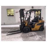 2007 CAT 5000LB LP Forklift