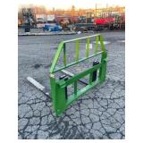 New Kivel John Deere Attach Pallet Forks