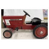 Ertl Model 766 International Pedal Tractor