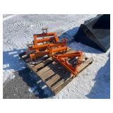 Skid Lot Of New Wolverine 3 Point Hitch Adapters