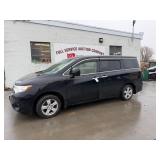 2013 Nissan Mini Van