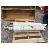 (2) Heavy Duty Hydraulic Cylinders