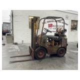 Tow Motor 4000LB Capacity LP Forklift