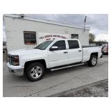 2014 Chevy Silverado 4X4 Pickup Truck