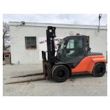 Toyota 17,500LB Capacity LP Forklift
