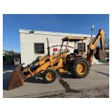 Ford 555B Tractor Loader Backhoe