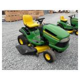John Deere LA145 48" Hydrostatic Riding Mower