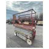 2000 Skyjack 3226 Electric Scissor Lift