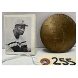 Roberto Clemente Commemorative Medal