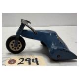 Wyandotte Pressed Steel Air Flow Toy Tricycle