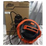 Armor All Utility Vac - Portable, Wet/dry