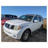 2005 Nissan Pathfinder XE 4WD