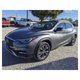 2017 INFINITI QX30 Premium