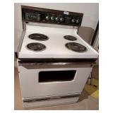 General Electric Self Cleaning Oven
