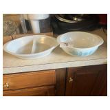 Pyrex Snowflake 1-1/2 quart Casserole +