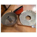 Angel Food Cake Pan, Lightweight Bundt Pan &