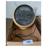 Harvest Gold Weltron 8 Track AM/FM Stereo