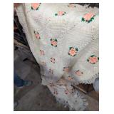 Tie-Blanket & Bedspread