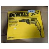 DeWalt Heavy Duty Deck/Drywall Screwdriver