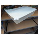 Plastic Tote w/Lid