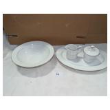 Vintage Style House Brocade Fine China