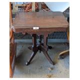 Antique Wooden Side/Entry Table