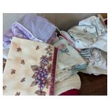Pillow Cases, Runners, Placemats & Vintage Cloth