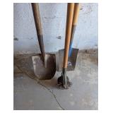 (2) Shovels & Green Thumb Lawn Edger