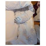 Flannel Sheets & Pillows