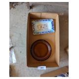 (2) Ashtrays