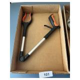 Fold Up Pincher Grabber