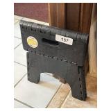 Fold-up Step Stool