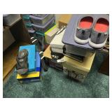 Ladies Shoes & Sandals / Sizes 7, 7-1/2, & 8